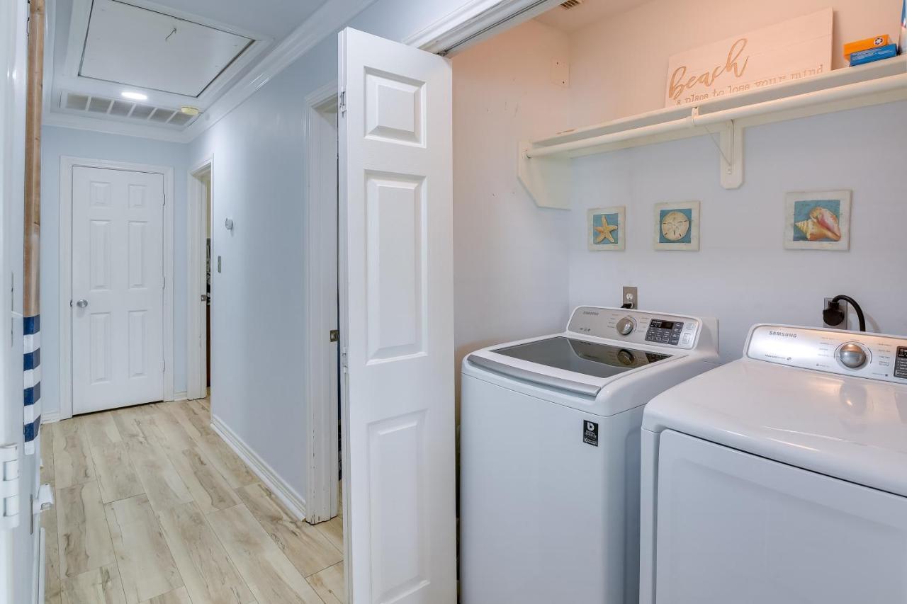 Galveston Escape With Entertainment Patio And Deck! Vila Exterior foto