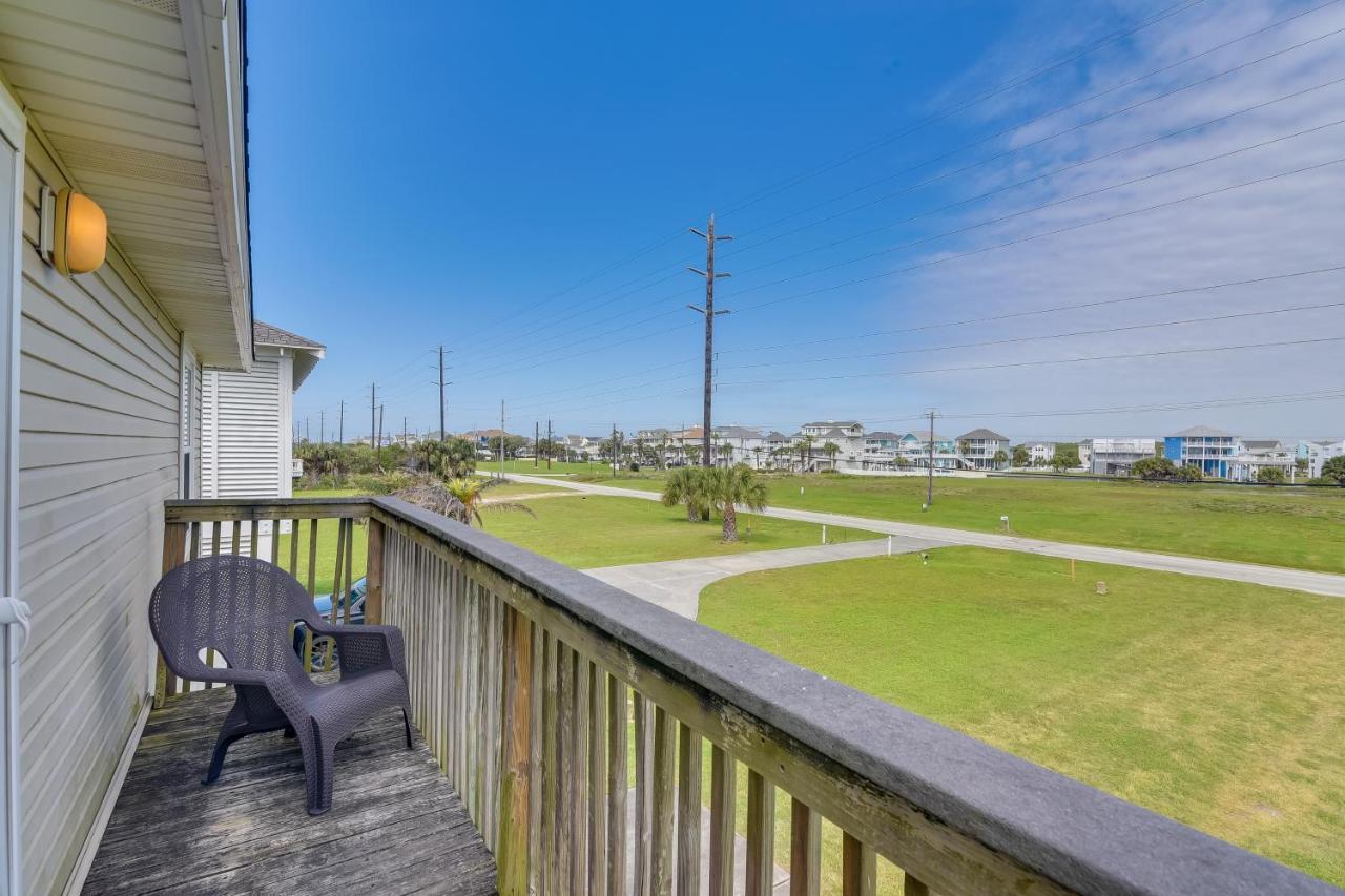 Galveston Escape With Entertainment Patio And Deck! Vila Exterior foto