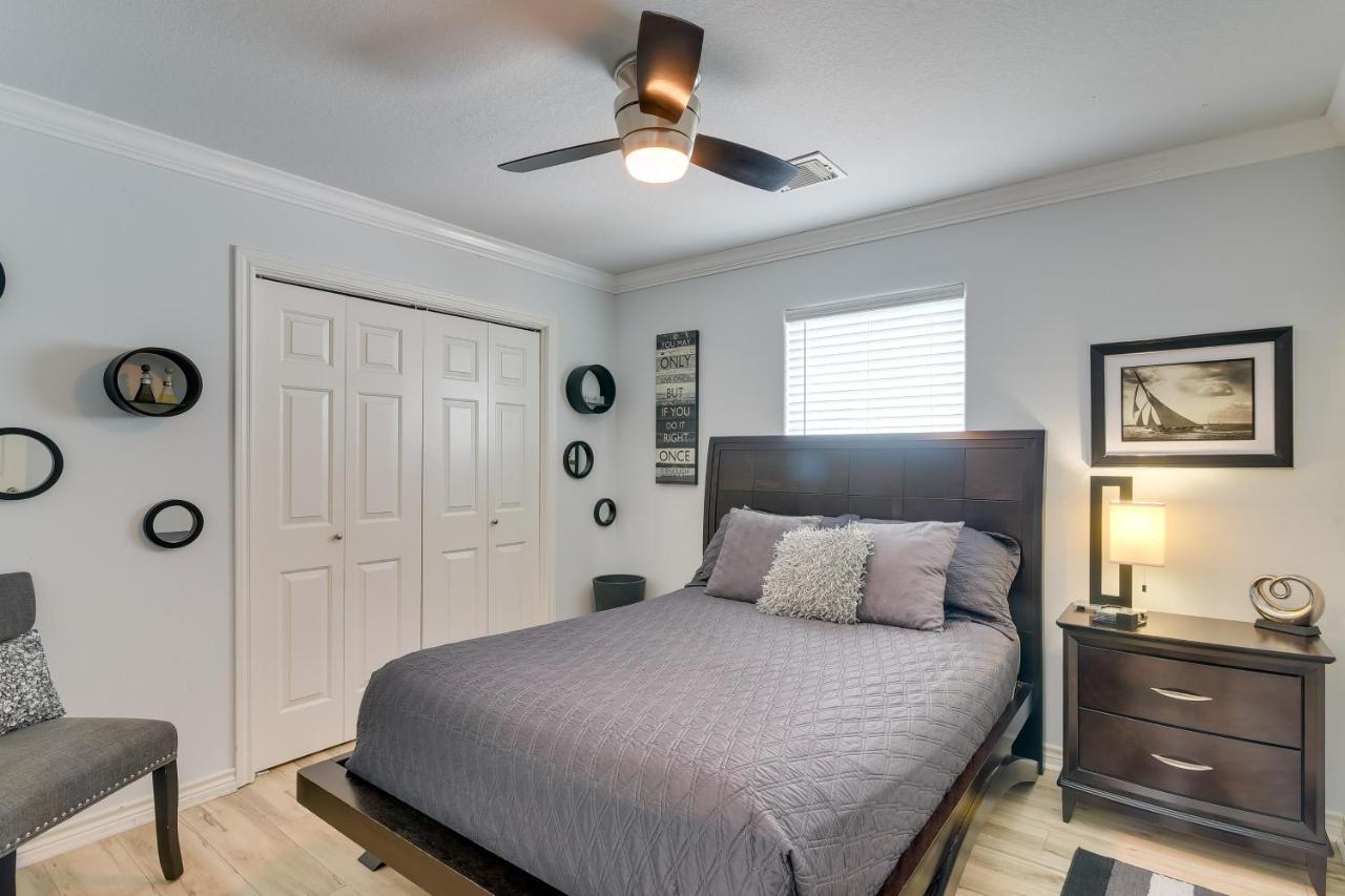 Galveston Escape With Entertainment Patio And Deck! Vila Exterior foto